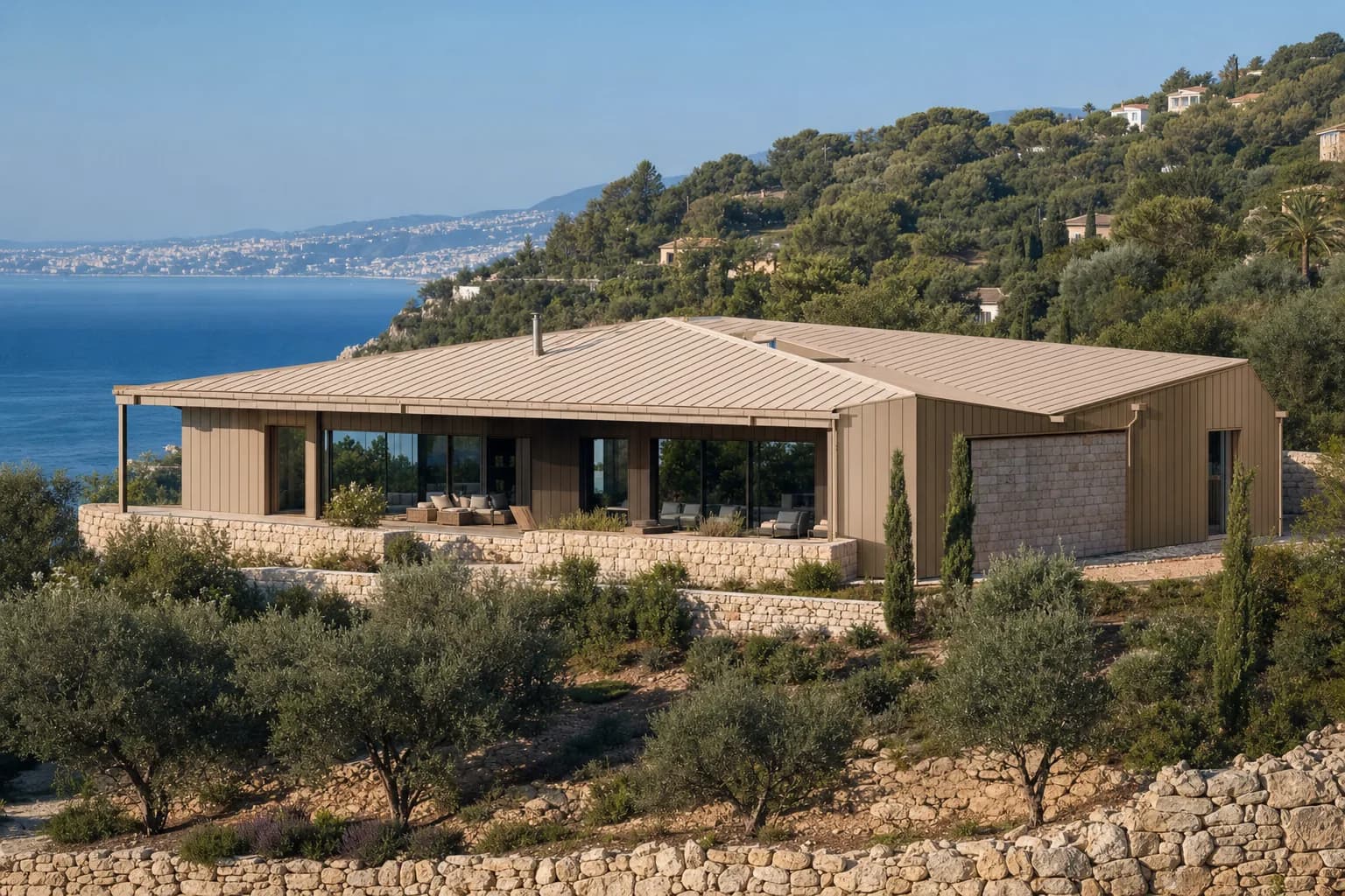 Villa en acier léger 150 face à la Méditerranée